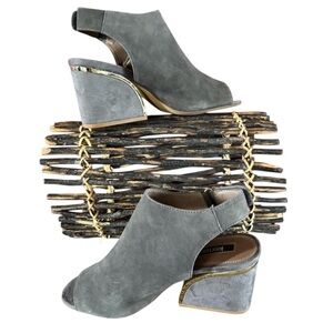 👛 (ANY) 2/$30 KENSIE 3” Block Heel Suede Open Toe Sandal Ankle Velcro Fastener